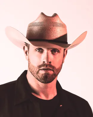 Dustin Lynch